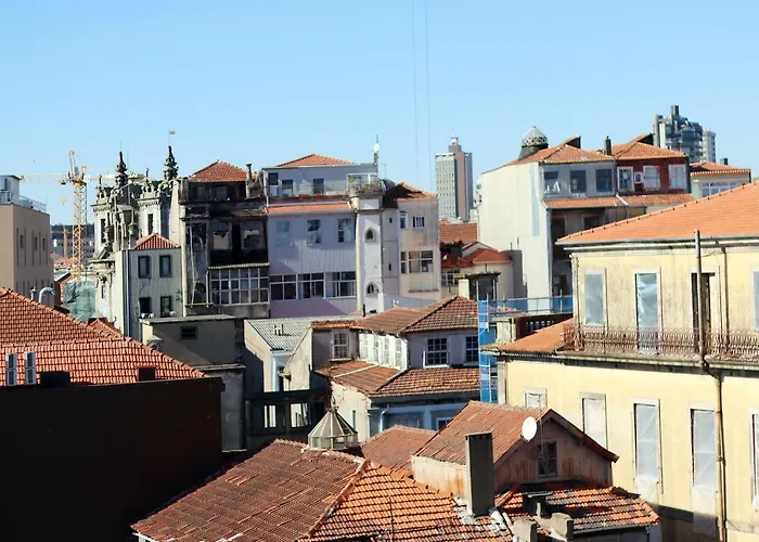 Hm - Living Batalha Square 2 *