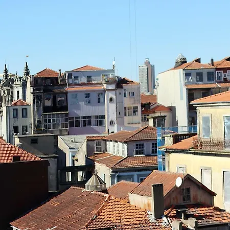 Hm - Living Batalha Square 2 *